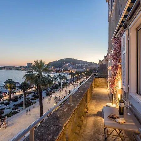 Seafront Luxury Apt With Balcony And Amazing View * Split