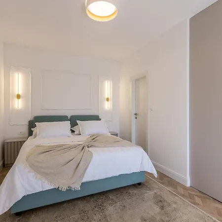 Lägenhet Seafront Luxury Apt With Balcony And Amazing View *